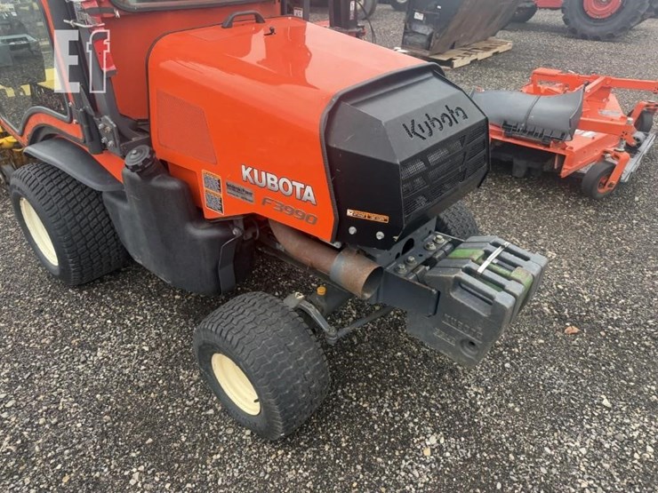 2019-kubota-f3990-image-13