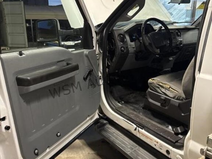 2013-ford-f450-image-31