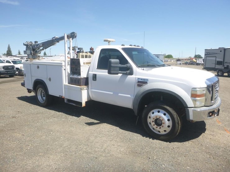 2008-ford-f550-image-2