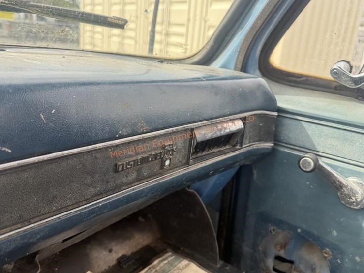 1986-chevrolet-30-image-38