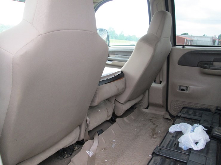 2004-ford-f250-image-26