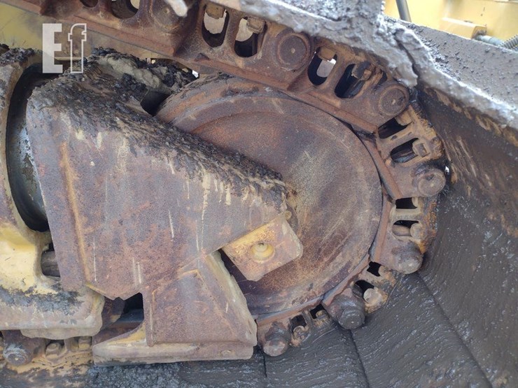 caterpillar-d6-image-33