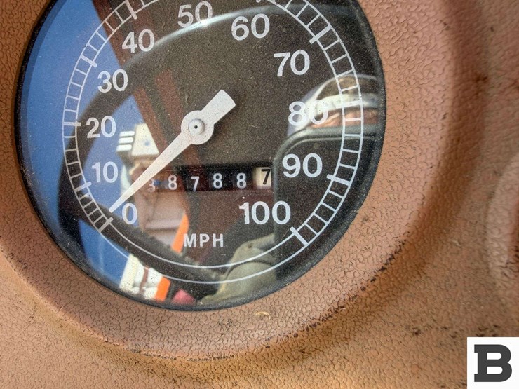 1979-ford-800-image-50