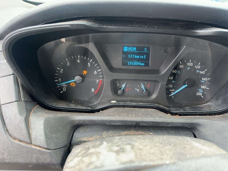 2018-ford-transit-image-26