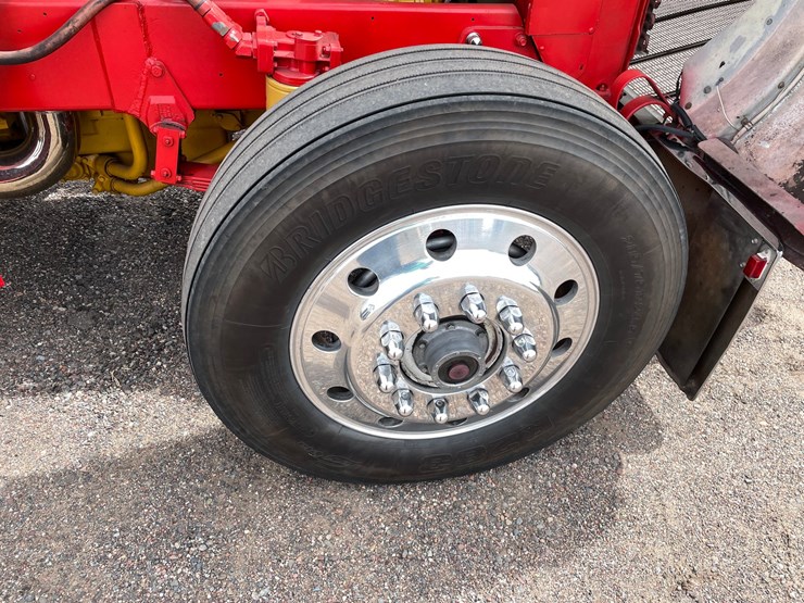 1976-peterbilt-359-image-98