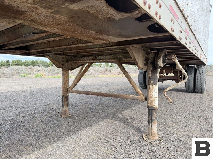 1984-fruehauf-open-top-image-12