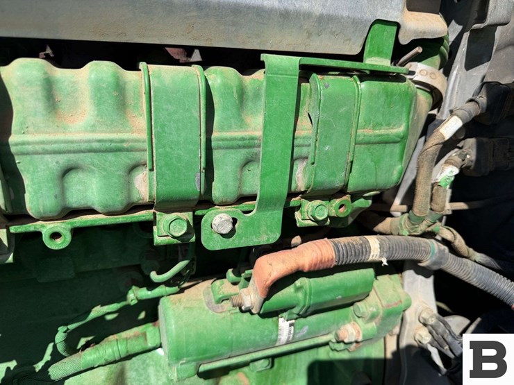 2021-john-deere-7r-210-image-65