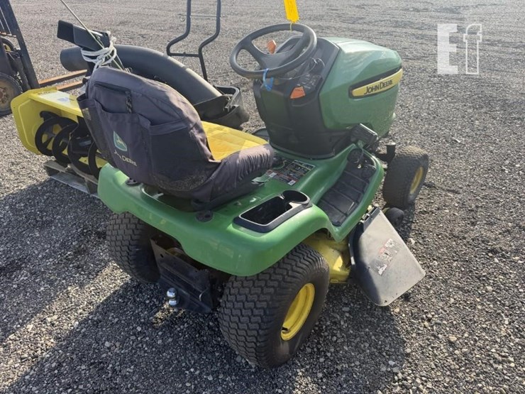 john-deere-x300-image-11