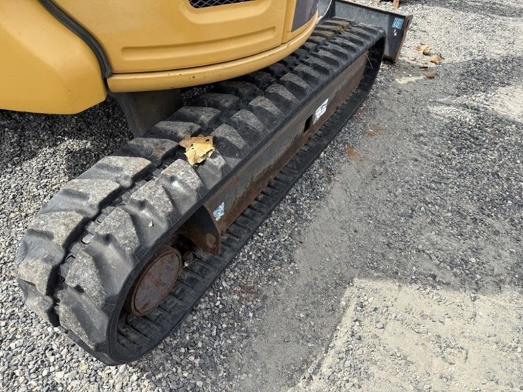 2018-deere-35g-image-27