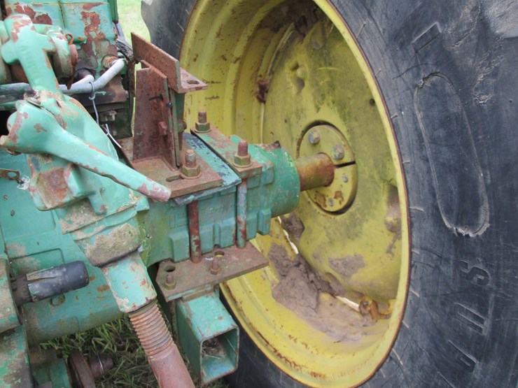 1982-john-deere-2840-image-12