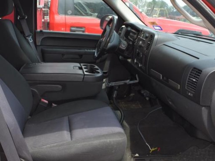 2011-chevrolet-1500-image-9