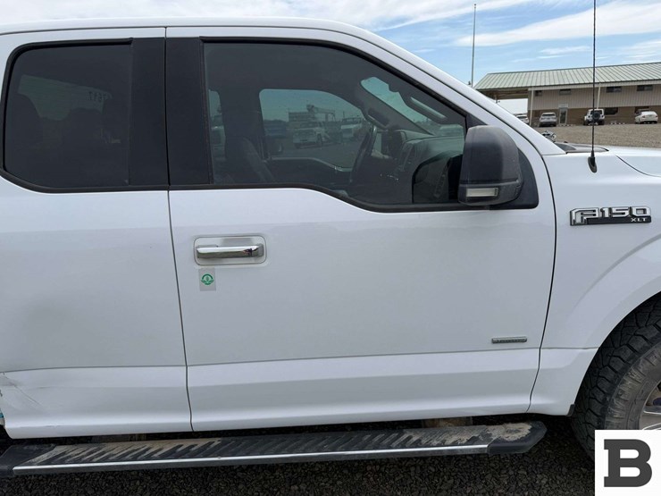 2017-ford-f150-image-23