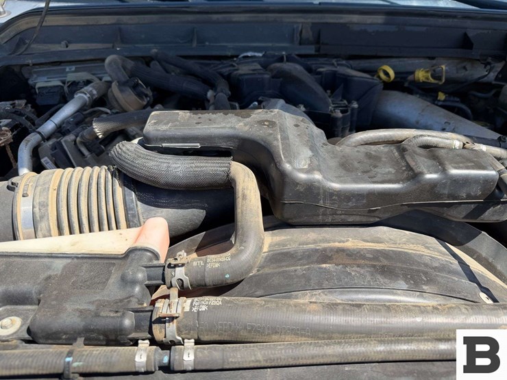 2011-ford-f350-image-39