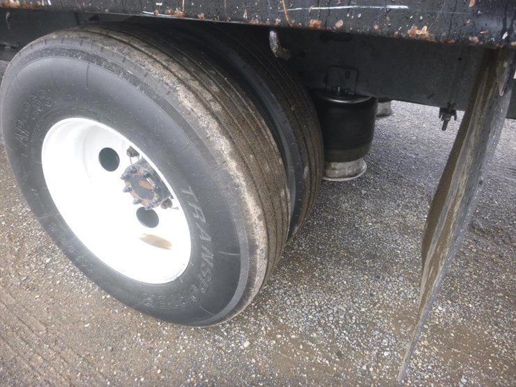 2015-ford-f650-image-25