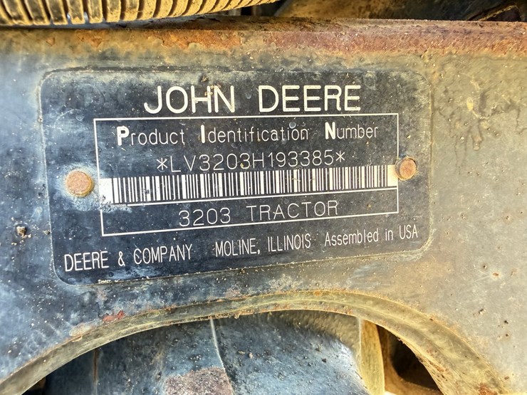 john-deere-3203-image-14