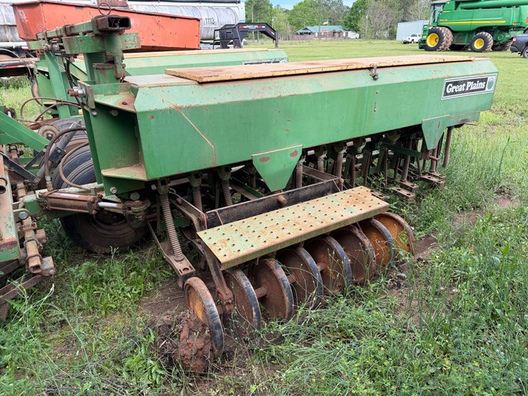 #513-•-#513-•-30-foot-great-plains-drill-image-5