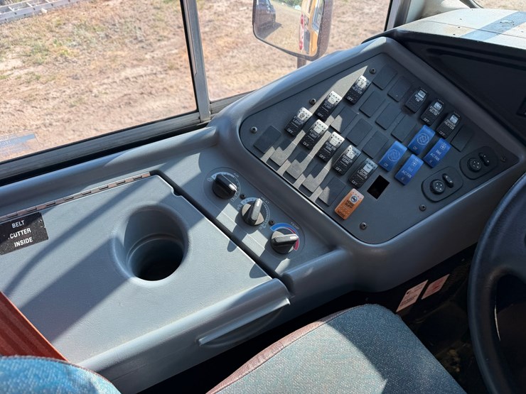 #551-•-#550-•-2011-international-school-bus-image-16