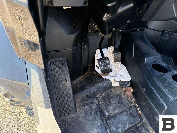 2023-polaris-razor-xp-1000-atv-image-37