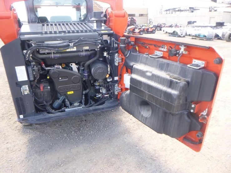 2024-kubota-svl75-3-image-30