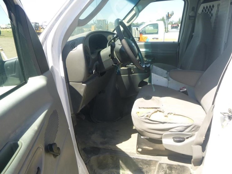 2006-ford-e350-image-8