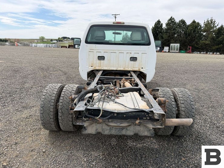 2011-ford-f350-image-4