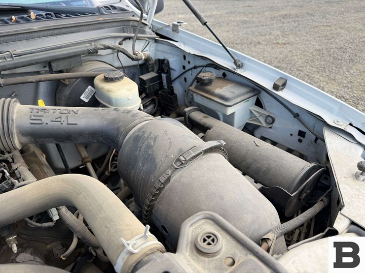 2004-ford-f250-image-32