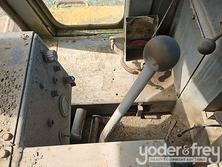 1979-caterpillar-d9h-image-33