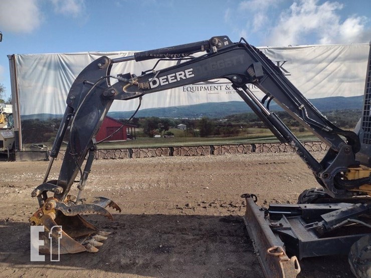 2018-deere-35g-image-22
