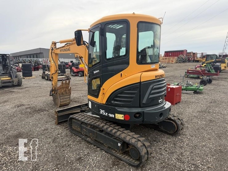 hyundai-robex-35z-9a-image-4