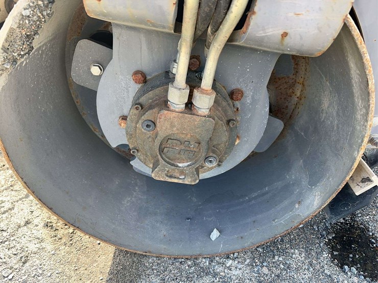 2016-dynapac-cc900g-image-10