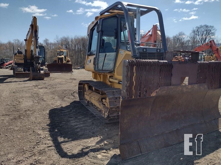 2006-deere-550j-lt-image-35