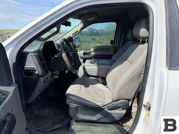 2016-ford-f150-image-28