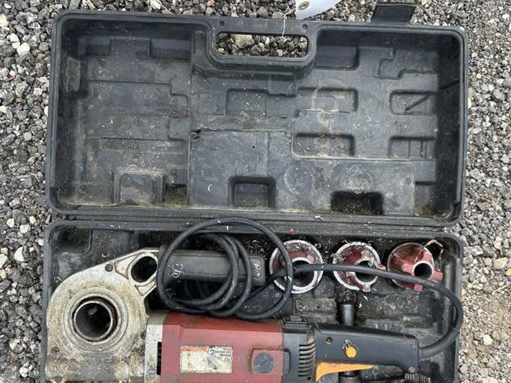 #94-•-central-machinery-electrical-pipe-threader-corded-image-1
