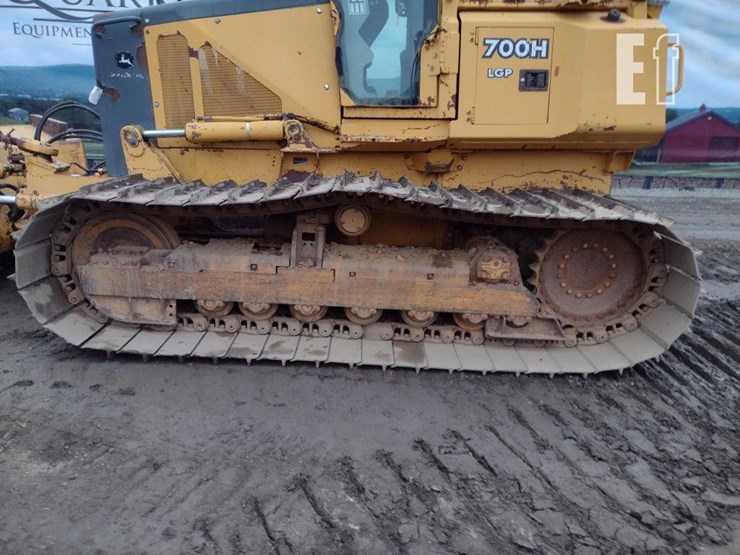 2005-deere-700h-lgp-image-20