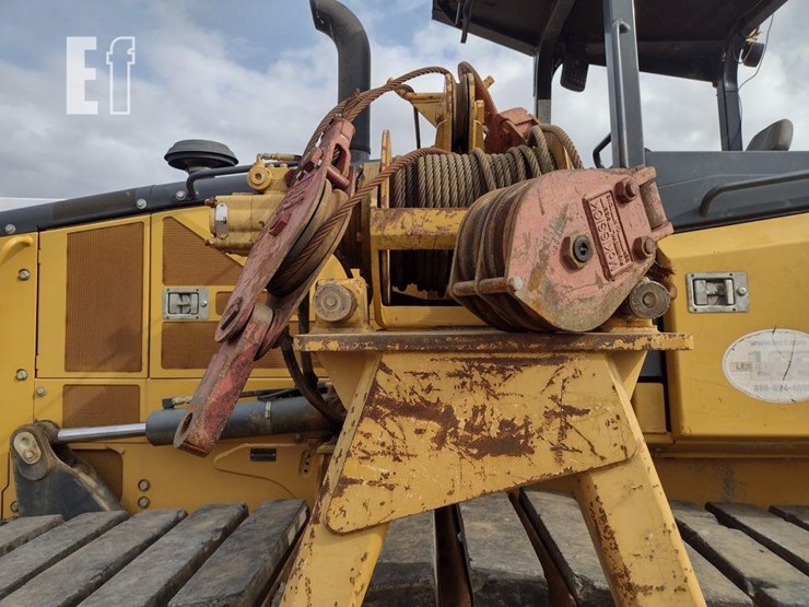 2013-deere-700k-lgp-image-25