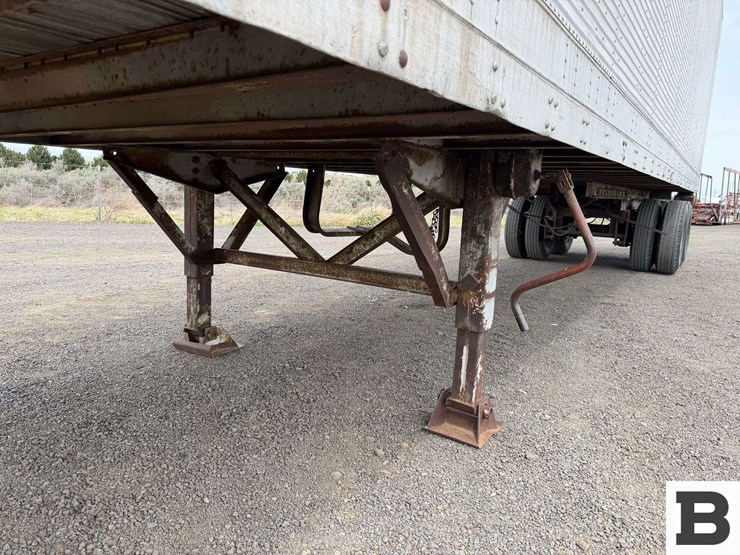 1974-fruehauf-trailer-image-12