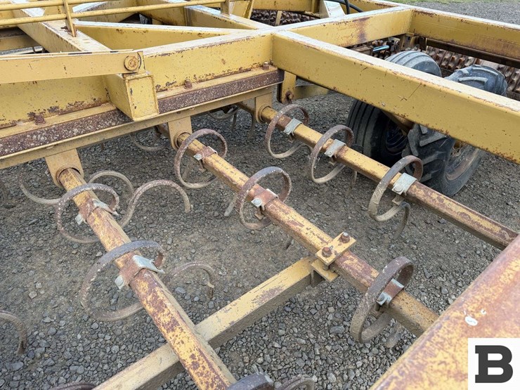 schmeiser-till-an-bedder-image-16