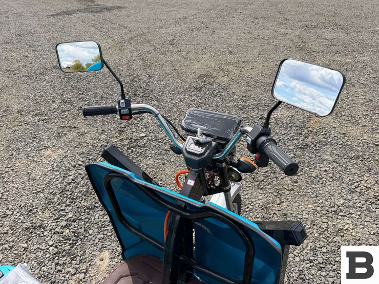 2025-ir-iret13-electric-tricycle-image-21