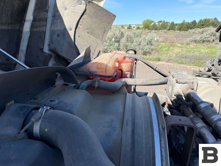 2012-international-prostar-image-50