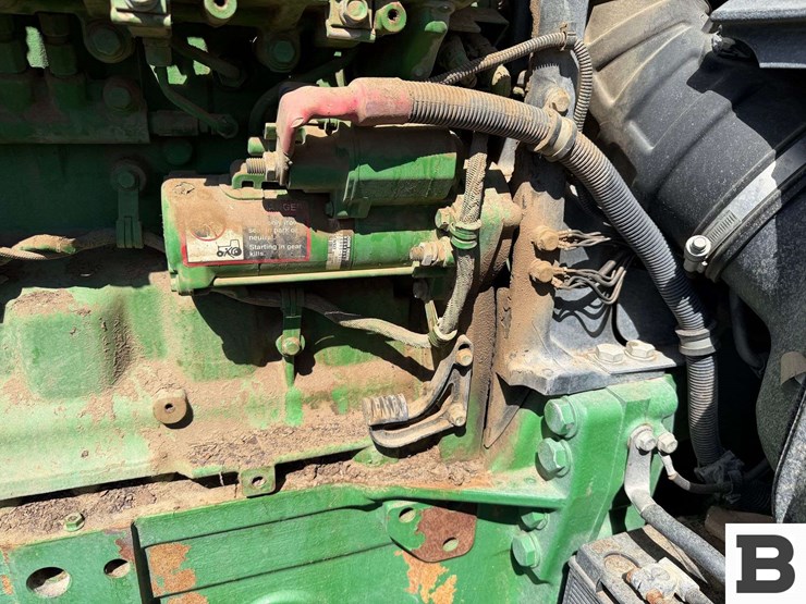 2013-john-deere-7200r-image-67