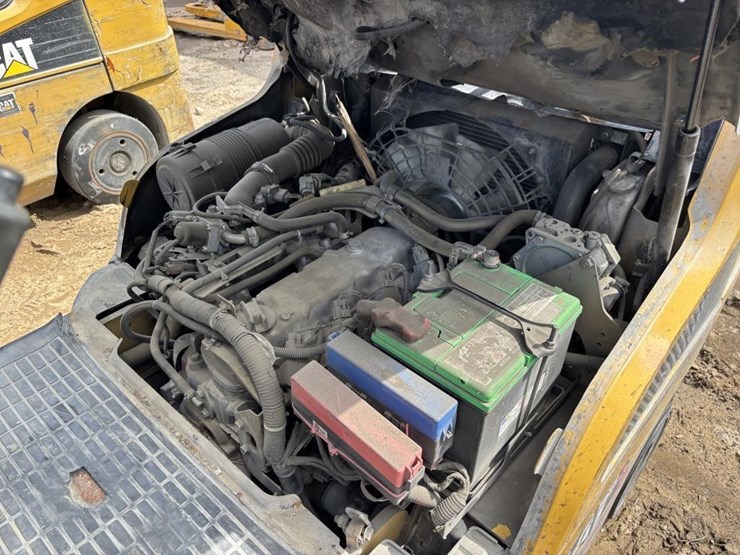 2020-caterpillar-2c6000-image-28