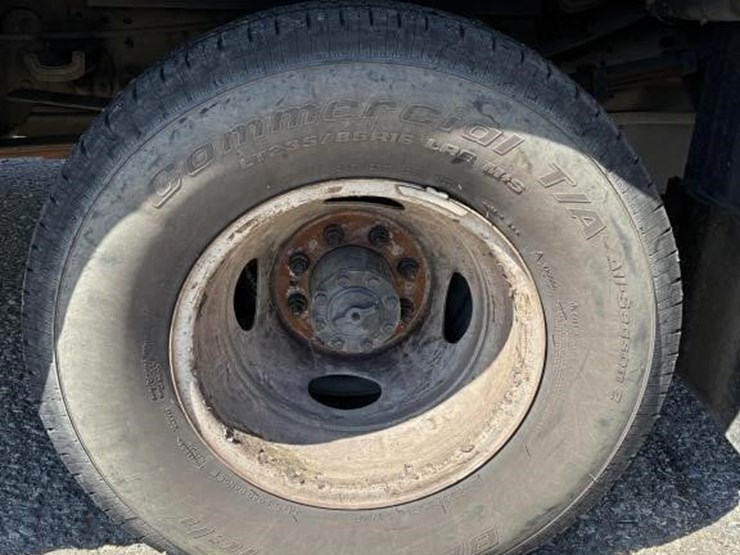 2004-ford-f350-image-6