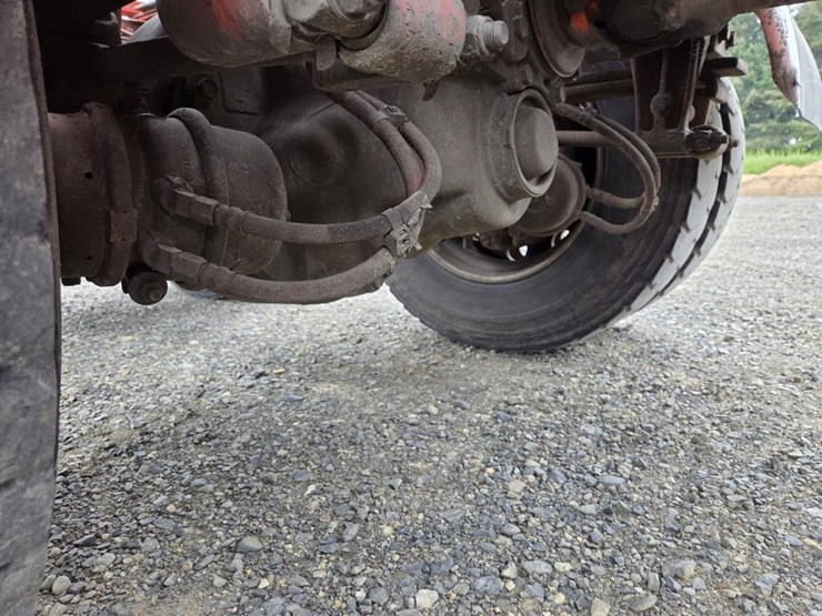 2016-peterbilt-367-image-52