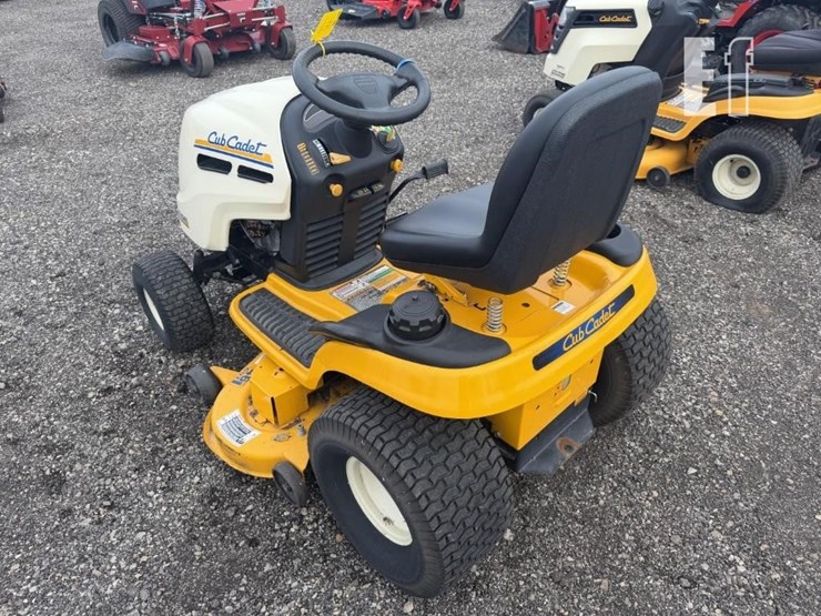 2006-cub-cadet-lt1045-image-4