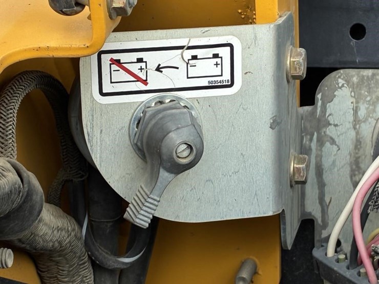 2019-gehl-r190-image-20