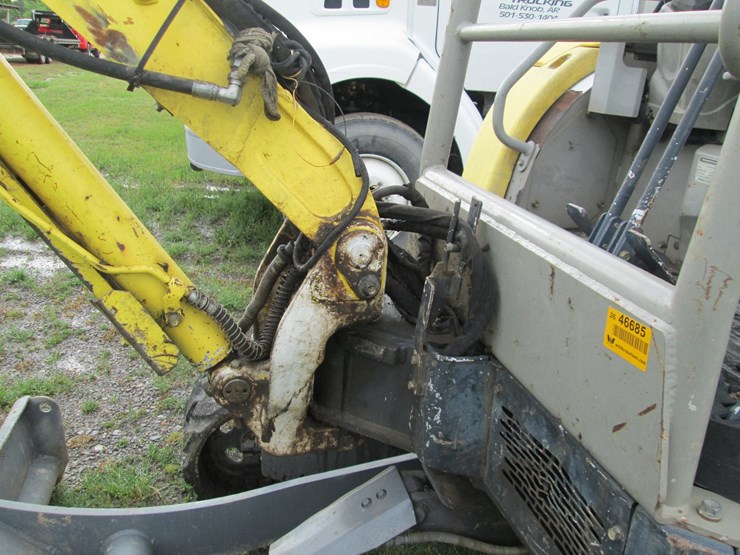 yanmar-vio35-image-9