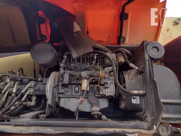 4-jlg-1200sjp-image-29