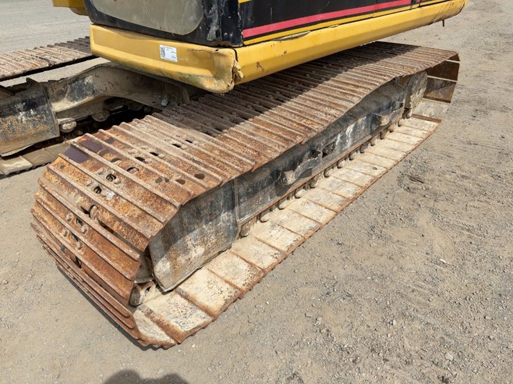 1993-caterpillar-311-image-26