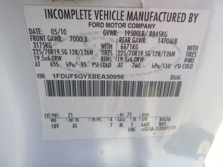 2011-ford-f550-image-26