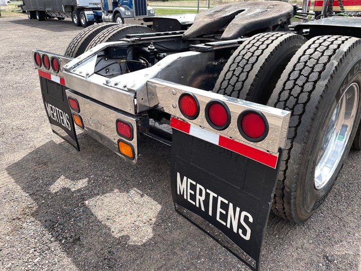 1970-peterbilt-358-image-54